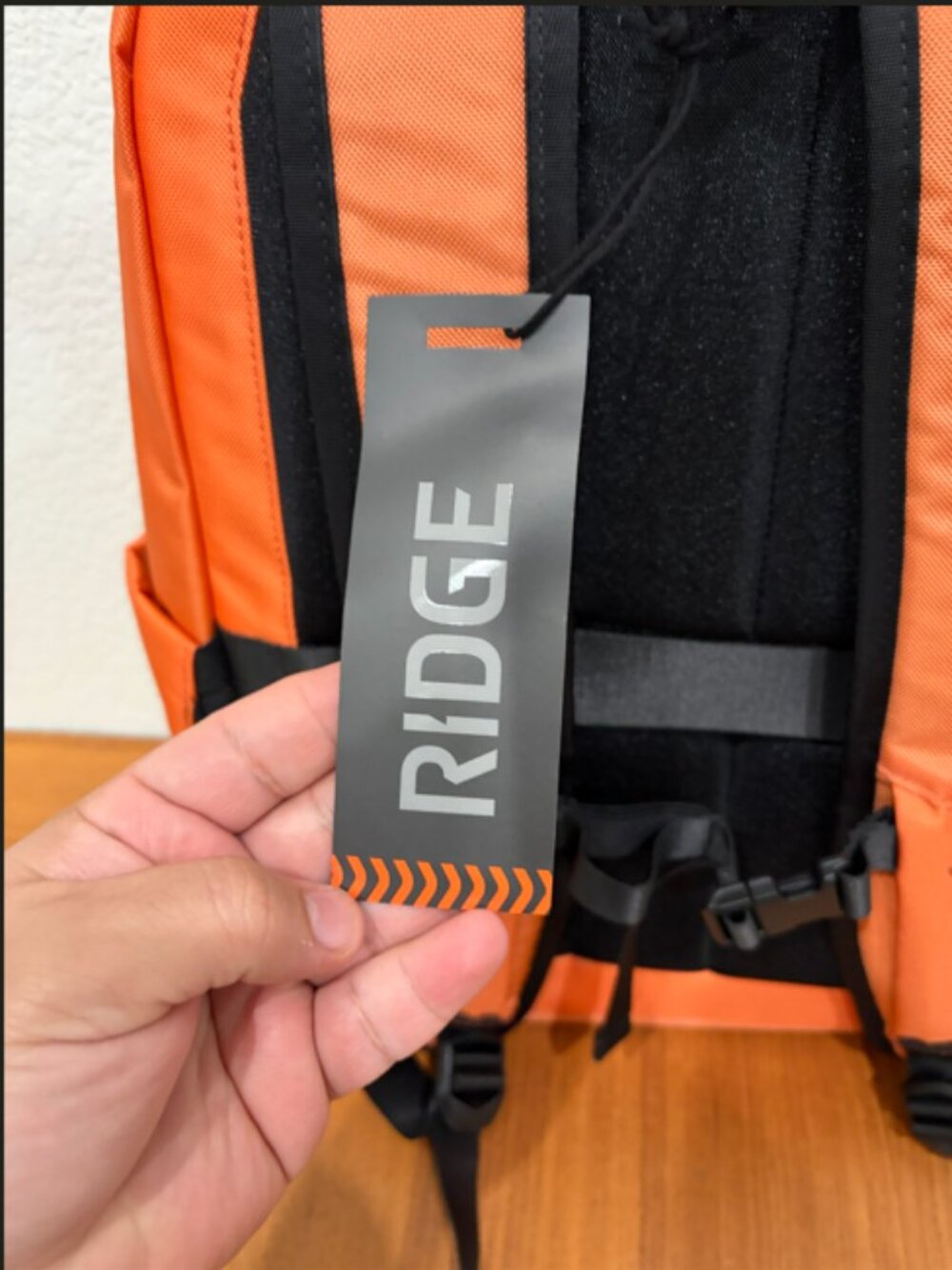 RIDGE COMMUTER BACKPACK COLLOR BASECAMP ORANGE MATERIAL BALLISTIC NYLON SIZE 18L - Picture 6 of 6